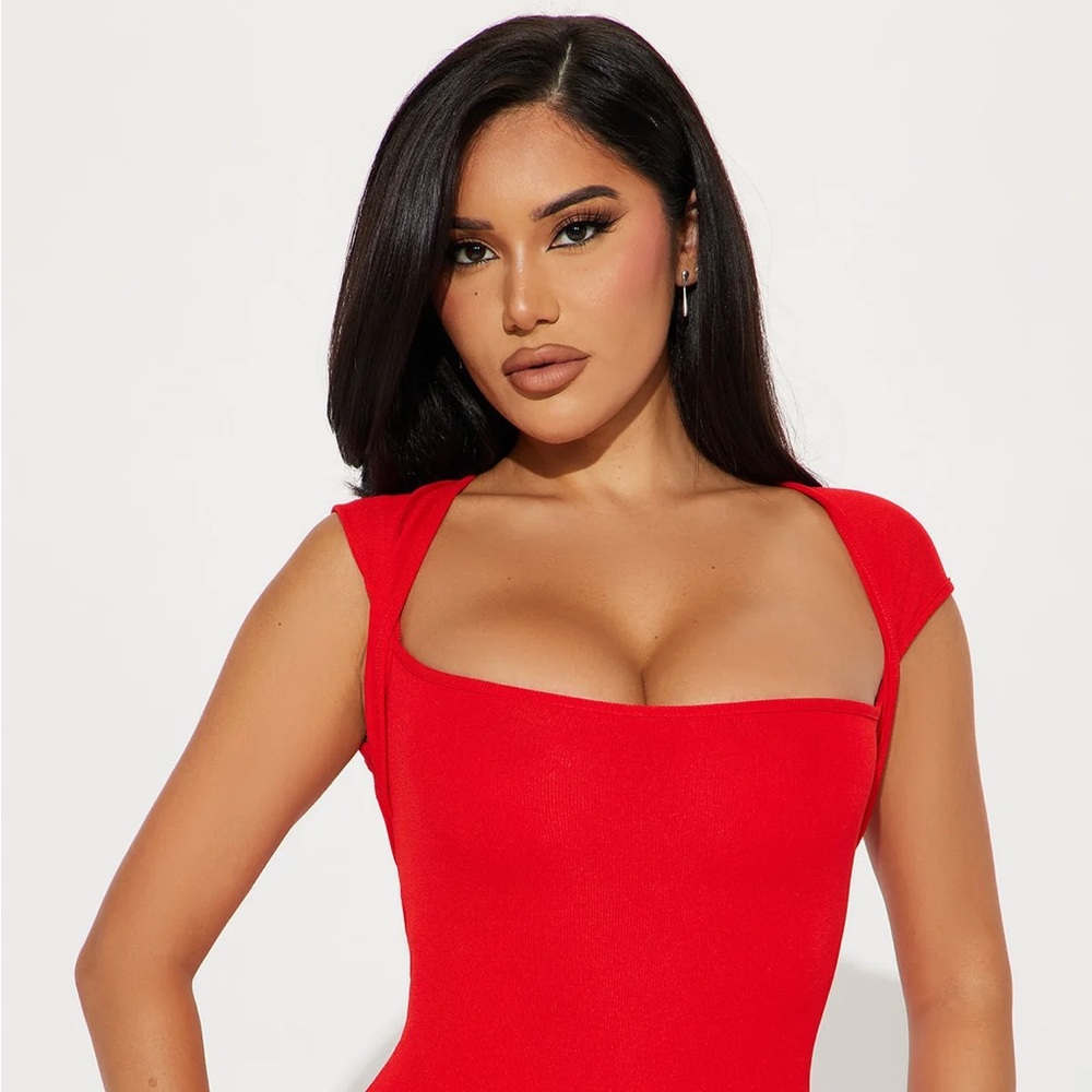 New Fashion Nova ribbed midi dress - Picture 4 of 7